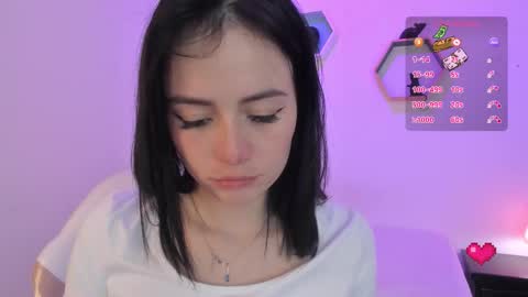 Snapshot of purple_slut_ chatting on 11-04-25, 04:00 Anna online show from 11-04-25, 04:00