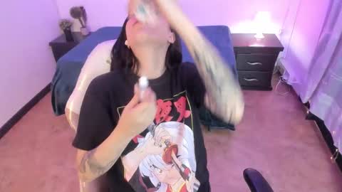 Snapshot of purple_slut_ chatting on 11-29-25, 04:04 Anna online show from 11-29-25, 04:04