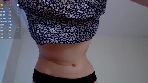 Snapshot of purplebeawer chatting on 12-27-24, 08:18 Francine online show from 12-27-24, 08:18