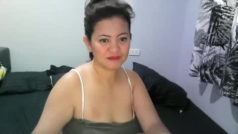 Snapshot of purpledust06 chatting on 03-12-25, 11:33 Athena online show from 03-12-25, 11:33