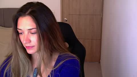 Snapshot of purpleluzzy chatting on 07-14-26, 04:02 Lizzy online show from 07-14-26, 04:02