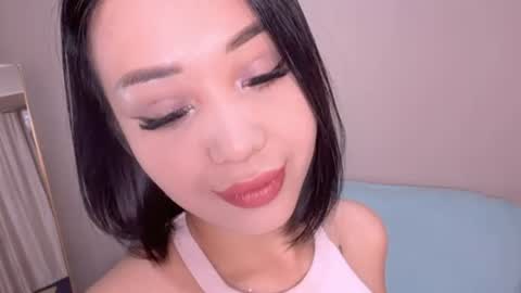 Snapshot of purrrfectmiko chatting on 06-19-26, 04:55 Miko online show from 06-19-26, 04:55