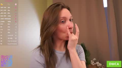 Sophie  Fav patterns 99199444press my buttons  see what happens  online show from 11-11-25, 05:40