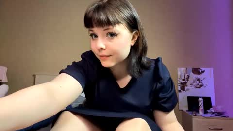 Snapshot of pussim0nstr chatting on 03-17-26, 08:12 Alice online show from 03-17-26, 08:12