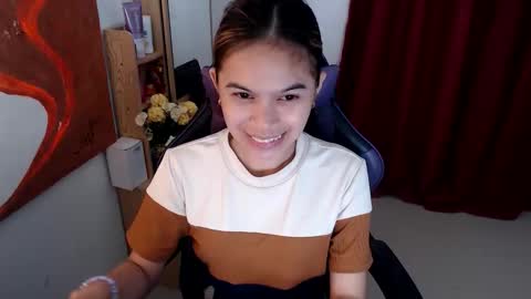 Snapshot of pussiswet_xx chatting on 06-06-26, 10:58 jessy online show from 06-06-26, 10:58