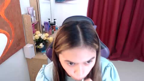Snapshot of pussiswet_xx chatting on 06-09-26, 03:18 jessy online show from 06-09-26, 03:18