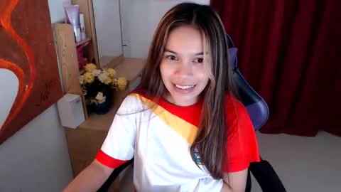 Snapshot of pussiswet_xx chatting on 06-09-26, 03:34 jessy online show from 06-09-26, 03:34