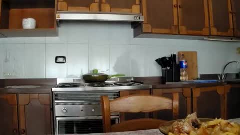 Snapshot of pussy_boom4u chatting on 01-26-25, 01:04 Mary online show from 01-26-25, 01:04