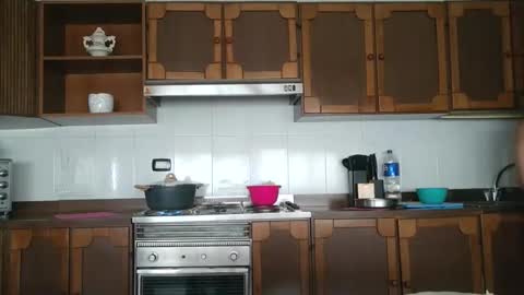 Snapshot of pussy_boom4u chatting on 11-04-25, 09:19 Mary online show from 11-04-25, 09:19