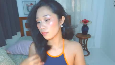 Snapshot of pussyc4t_doll chatting on 11-29-25, 10:02 Marj33 online show from 11-29-25, 10:02