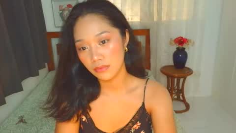 Snapshot of pussyc4t_doll chatting on 11-30-25, 11:42 Marj33 online show from 11-30-25, 11:42