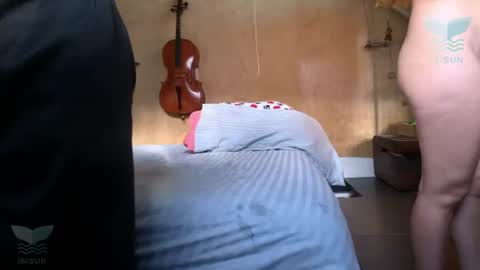 Isis ana Alan online show from 07-25-26, 12:36