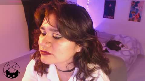 Mari online show from 06-11-26, 02:53