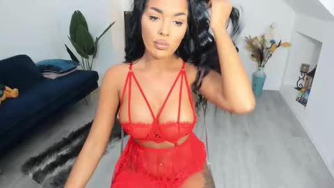 Snapshot of pussydollxx chatting on 02-22-26, 06:17 Andreea online show from 02-22-26, 06:17