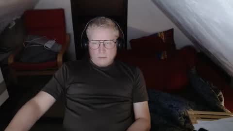 pussylovercb online show from 09-24-25, 06:33