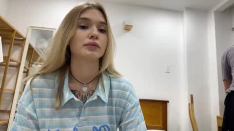 Lina online show from 11-29-25, 08:56