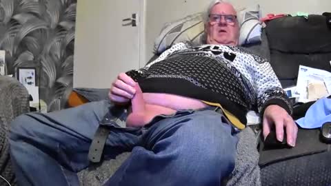 Snapshot of pusyrubber chatting on 12-22-24, 04:27 Genital sucker online show from 12-22-24, 04:27