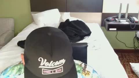 Snapshot of pwnst3rz chatting on 12-08-24, 07:11 pwnst3rz online show from 12-08-24, 07:11