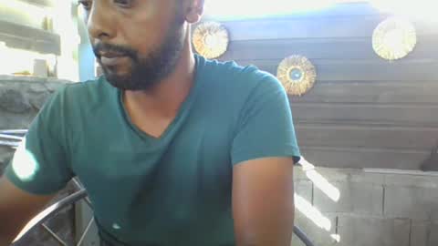 Snapshot of python974 chatting on 01-15-25, 03:11 Python online show from 01-15-25, 03:11