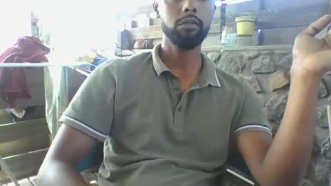 Snapshot of python974 chatting on 10-05-25, 05:50 Python online show from 10-05-25, 05:50