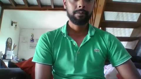 Snapshot of python974 chatting on 10-18-25, 09:21 Python online show from 10-18-25, 09:21