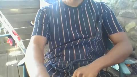 Snapshot of python974 chatting on 11-11-25, 04:12 Python online show from 11-11-25, 04:12