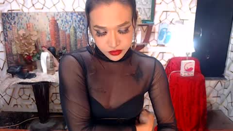 Snapshot of pythoncock4u chatting on 07-28-26, 05:01 Queen Agatha online show from 07-28-26, 05:01