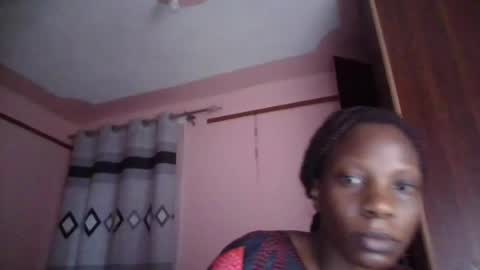 Snapshot of q_pretty chatting on 07-22-26, 08:39 Ivy a little girl full of dreams....be my best online show from 07-22-26, 08:39