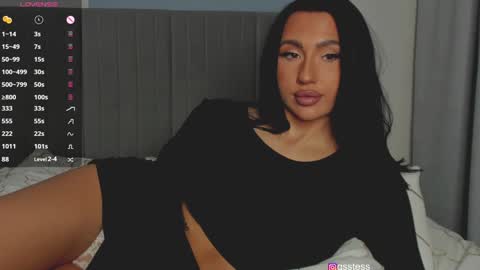 Ana online show from 12-18-24, 10:24