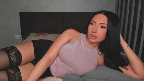 Snapshot of qsstess chatting on 07-17-26, 11:20 Ana online show from 07-17-26, 11:20