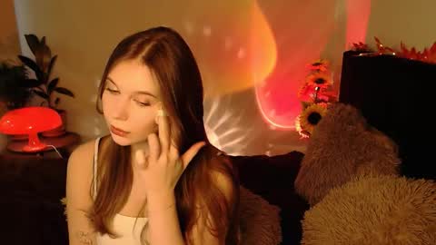 Ariel online show from 11-11-25, 12:05