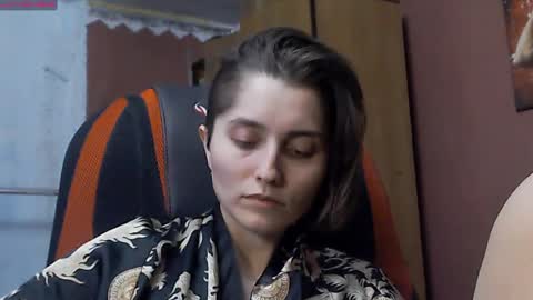 Lola online show from 02-27-25, 02:10