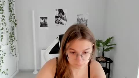 Amelie online show from 07-11-26, 08:17