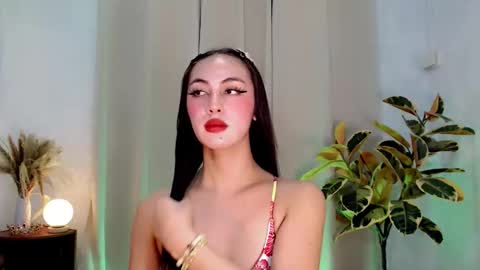 queen_danaya online show from 04-06-26, 01:03
