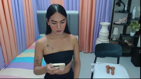 Snapshot of queen_dyosa chatting on 09-27-25, 07:30 Queen Dyosa online show from 09-27-25, 07:30