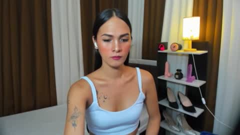 Queen Dyosa online show from 10-23-25, 05:29