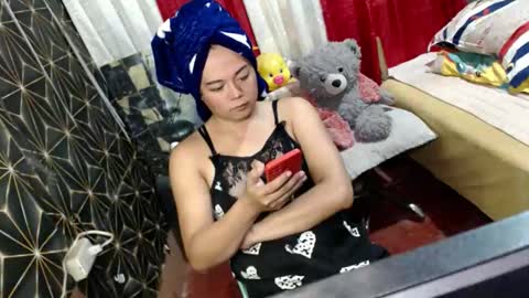 queen_ennah online show from 12-22-25, 12:29