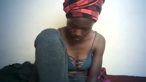 Snapshot of queen_joan chatting on 02-04-25, 09:28 queen_joan online show from 02-04-25, 09:28