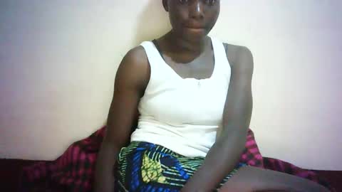 Snapshot of queen_joan chatting on 02-06-25, 02:33 queen_joan online show from 02-06-25, 02:33