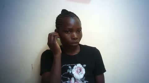 Snapshot of queen_joan chatting on 02-10-25, 01:55 queen_joan online show from 02-10-25, 01:55