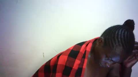 Snapshot of queen_joan chatting on 02-13-25, 08:55 queen_joan online show from 02-13-25, 08:55