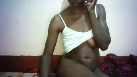 Snapshot of queen_joan chatting on 02-22-25, 03:23 queen_joan online show from 02-22-25, 03:23