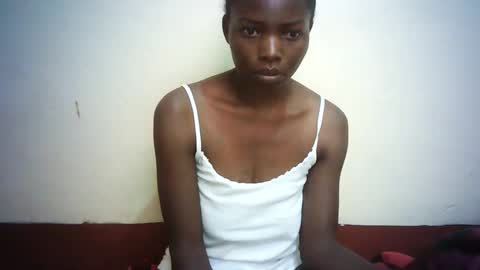 Snapshot of queen_joan chatting on 02-27-25, 02:00 queen_joan online show from 02-27-25, 02:00