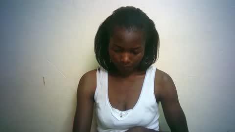 Snapshot of queen_joan chatting on 02-28-25, 12:52 queen_joan online show from 02-28-25, 12:52