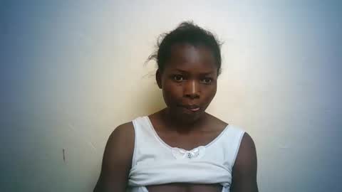 Snapshot of queen_joan chatting on 03-01-25, 06:03 queen_joan online show from 03-01-25, 06:03