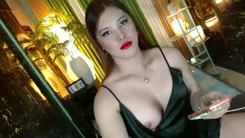 Kendal  online here from 6am-3pm philippine time online show from 04-17-26, 09:56