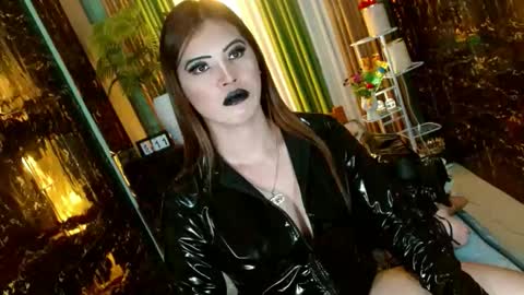 Snapshot of queen_kendalx19 chatting on 06-11-26, 02:59 Kendal online here from 6am-3pm philippine time online show from 06-11-26, 02:59