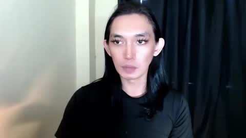 Snapshot of queen_lucifer chatting on 12-15-25, 02:16 Queen Lucifer online show from 12-15-25, 02:16