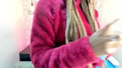   online show from 02-21-25, 12:06