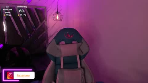   online show from 10-04-25, 11:19